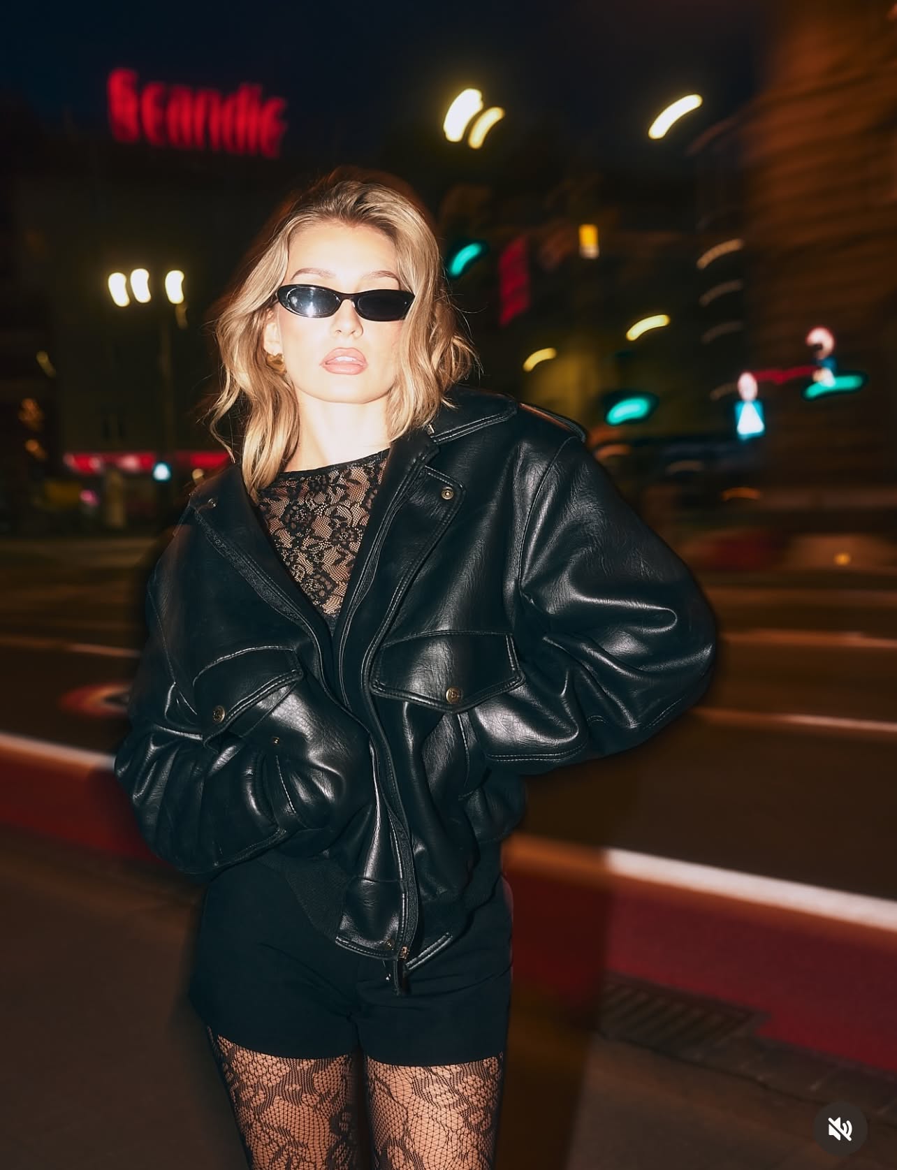 Look 02 — Silhouette